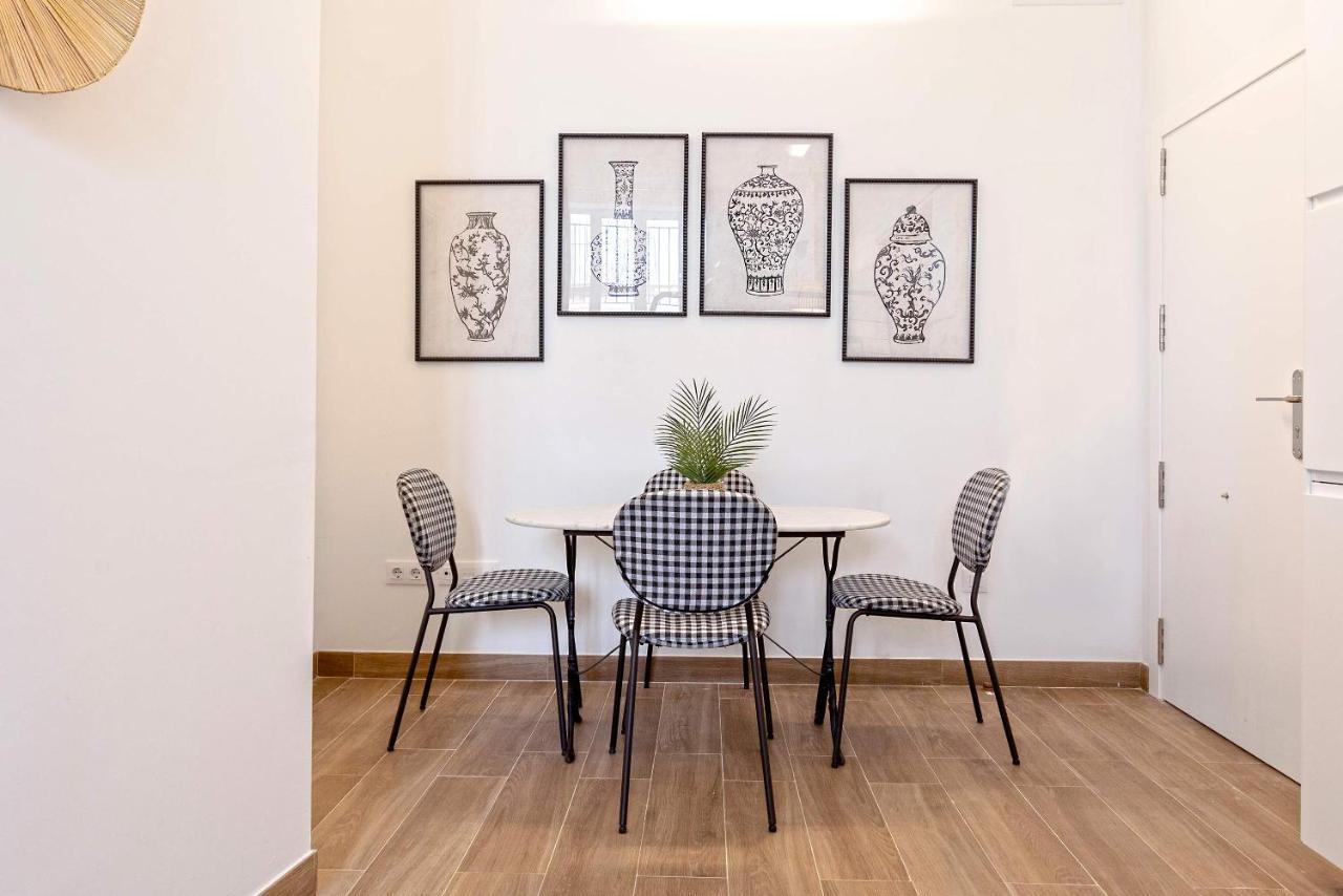 Genteel Home Pajaritos 17 Севілья Екстер'єр фото